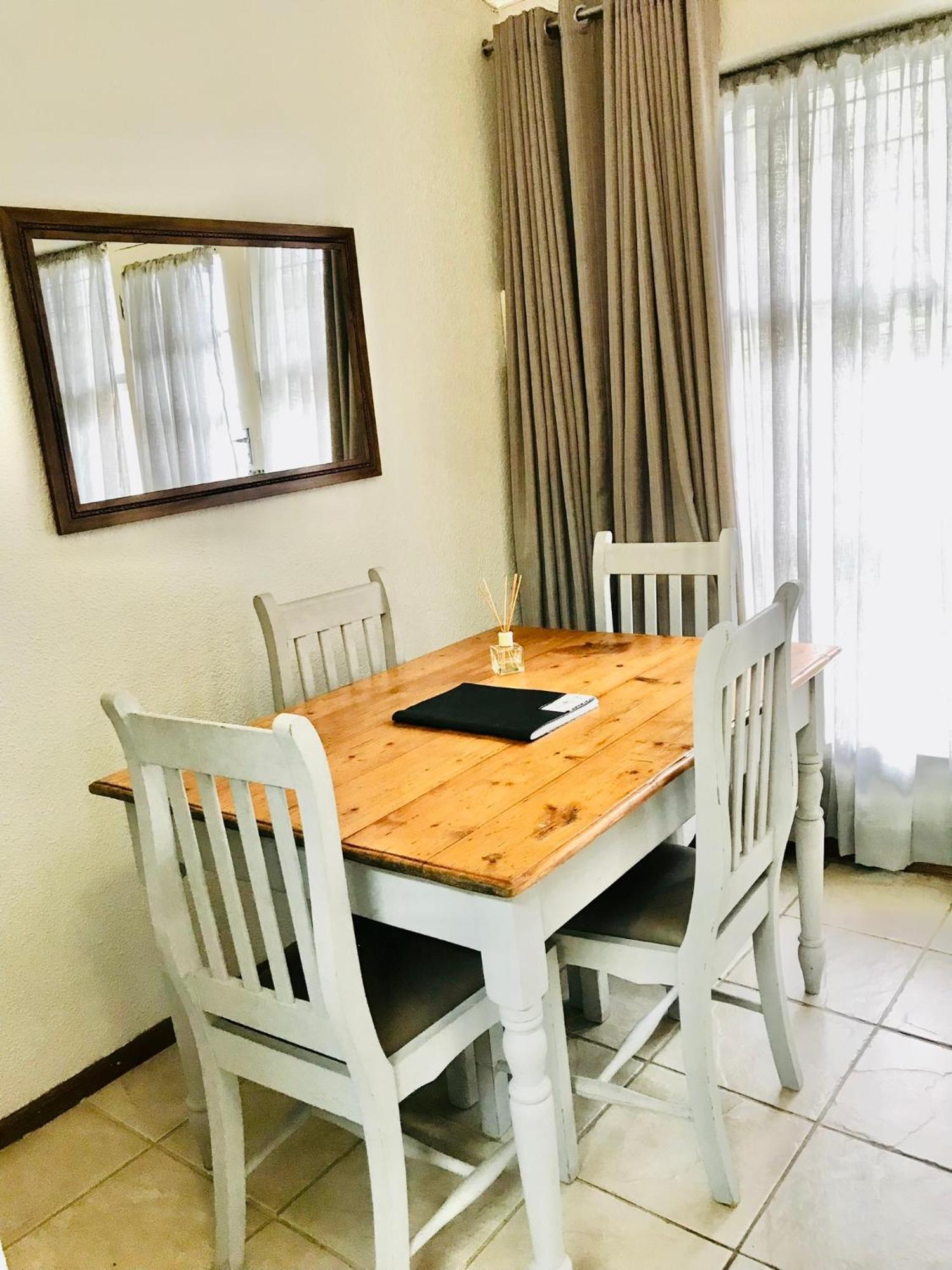 דרבנוויל 10Vdw Self Catering Apartments מראה חיצוני תמונה